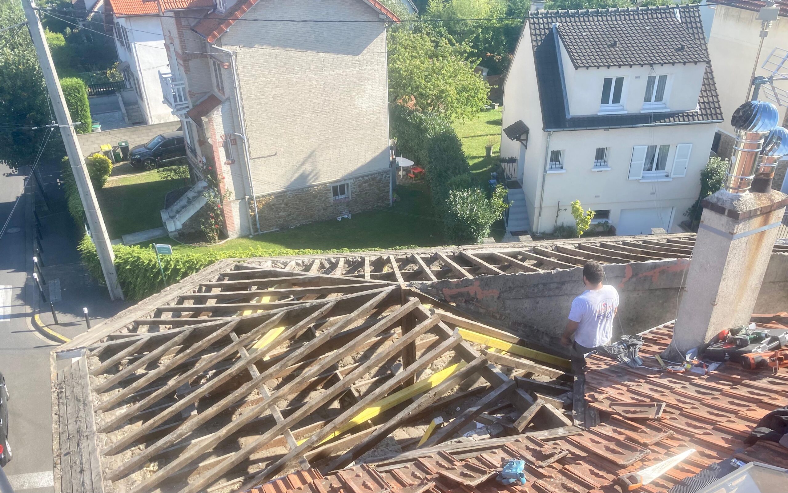 e0453b2b-92e3-475d-aeb1-5e12afb9b701